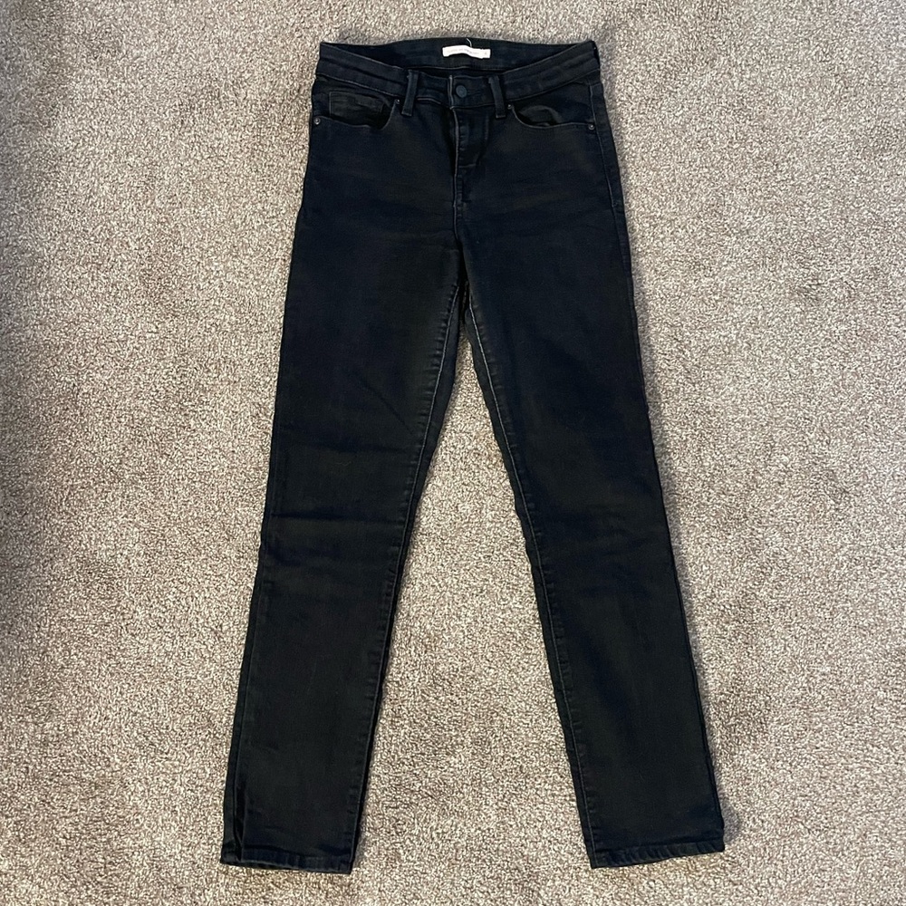 Levi’s - Classic Mid-rise Skinny Black Jeans